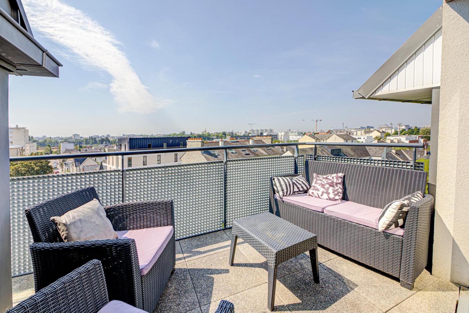 Ferienwohnung Le Maginot, T4 De Standing, Terrasse Et Parking Rennes Exterior foto