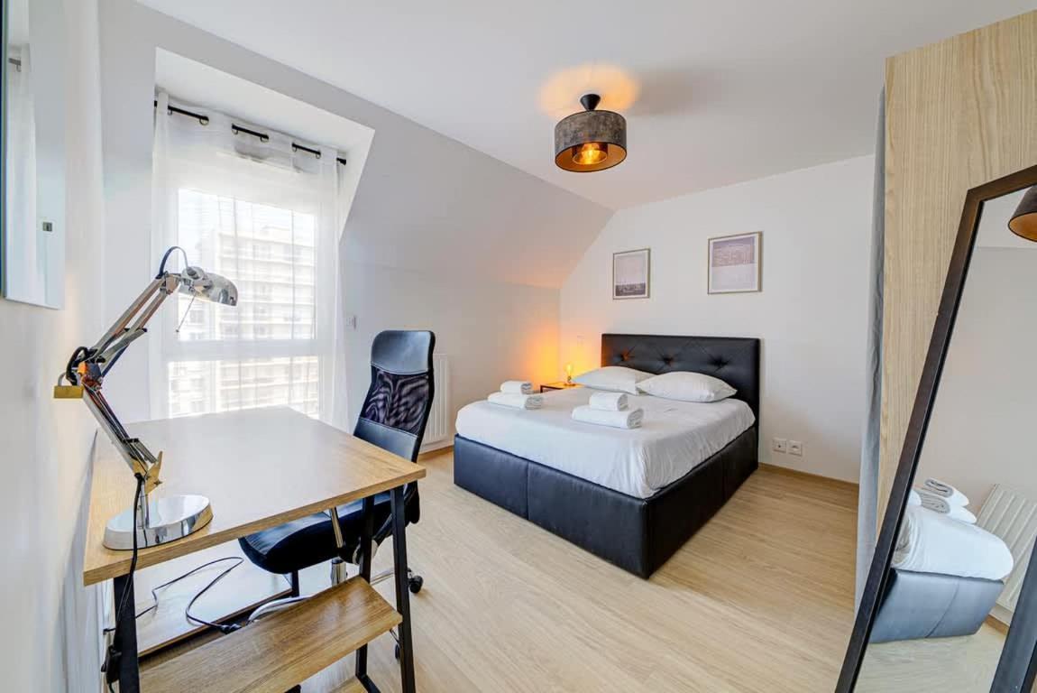 Ferienwohnung Le Maginot, T4 De Standing, Terrasse Et Parking Rennes Exterior foto